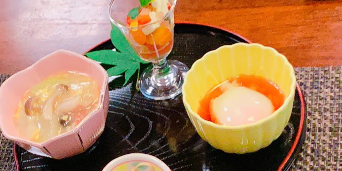朝食